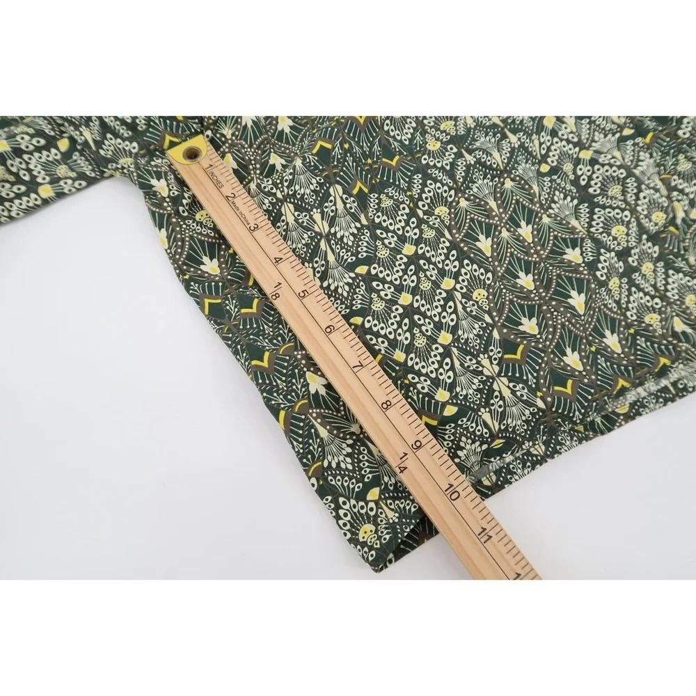 Patagonia Wavefarer Board Shorts Men 32 Green Geometric Maharaja 86556